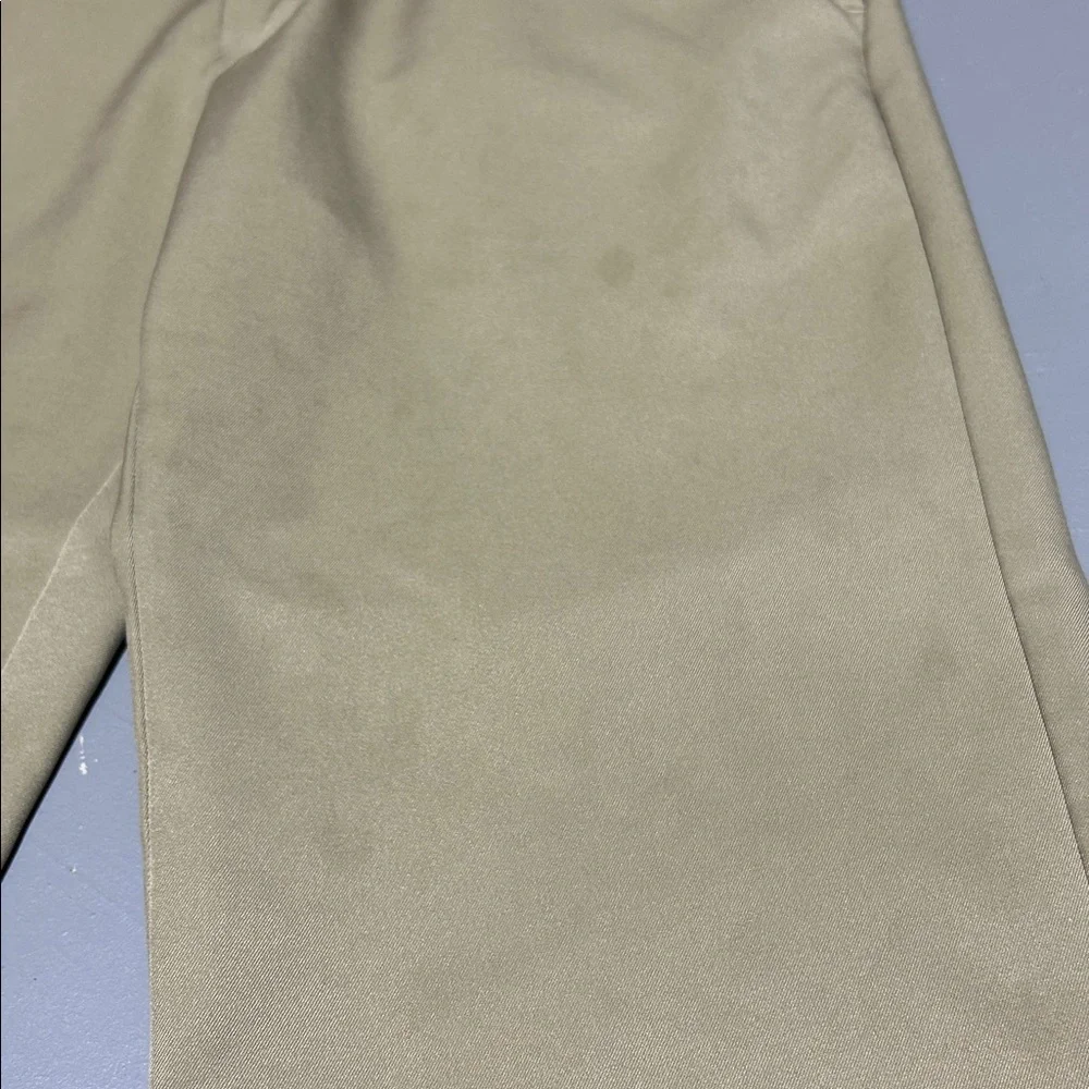 Haggar Clothing Khaki Chino Pants (Men’s 34 x 30) (Classic Fit)